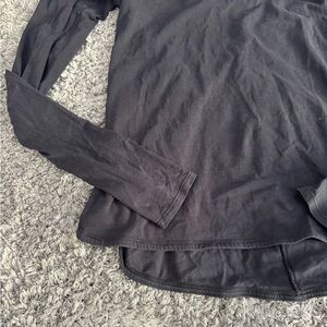 Lululemon Black Long Sleeve Shirt
